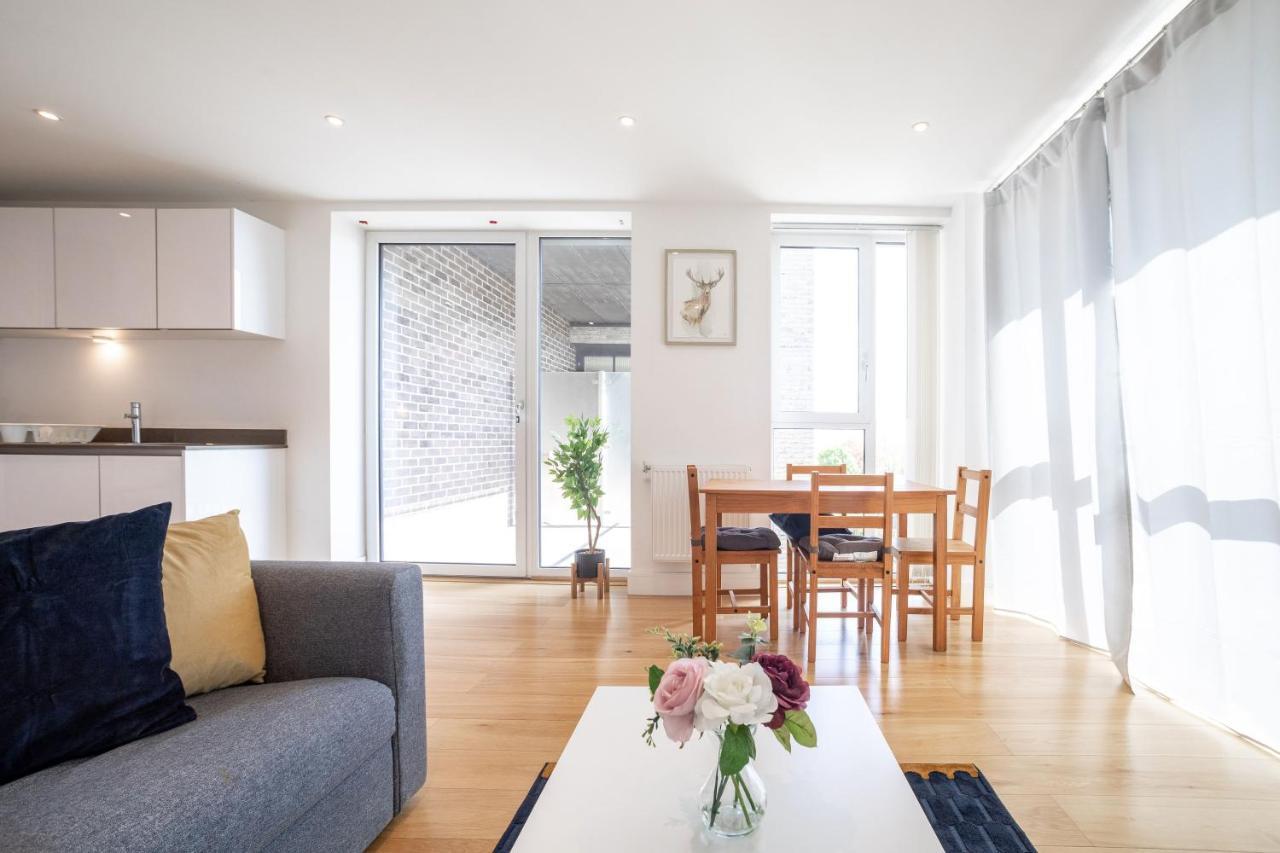La Creme 1 Bed Apartment - Canning Town Londra Dış mekan fotoğraf
